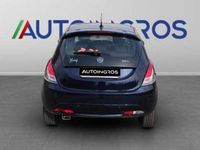 Usata Lancia Ypsilon Gold 69 CV (50 kW) 2021 Azzurro Utilitaria