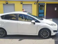 Usata Ford Fiesta ST-Line 75 CV (55 kW) 2017 Bianco Utilitaria