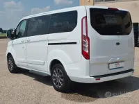 Usata Ford Tourneo Custom Titanium 131 CV (96 kW) 2021 Bianco Furgone