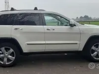 Usata Jeep Grand Cherokee Overland 241 CV (177 kW) 2012 Bianco SUV