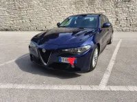 Usata Alfa Romeo Giulia Business 179 CV (131 kW) 2016 Blu/azzurro Berlina