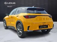 Usata Lexus LBX 136 CV (100 kW) 2024 Passionate yellow / black SUV