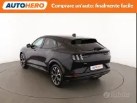 Usata Ford Mustang Mach-E 124 kW (169 CV) 2022 Nero SUV