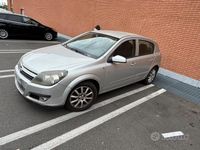 Usata Opel Astra 2006 Grigio Berlina