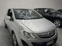 Usata Opel Corsa Edition 86 CV (63 kW) 2012 Utilitaria