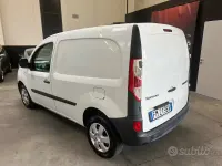 Usata Renault Kangoo 90 CV (66 kW) 2017 Bianco Monovolume