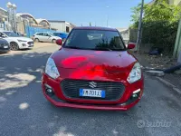 Usata Suzuki Swift Cool 90 CV (66 kW) 2018 Rosso Utilitaria