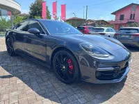 Usata Porsche Panamera 439 CV (322 kW) 2017 Grigio vulcano Utilitaria