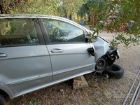 Usata Mercedes A180 Avantgarde 109 CV (80 kW) 2006 Grigio Monovolume