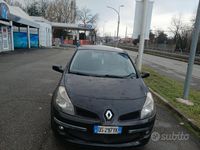 Usata Renault Clio II 75 CV (55 kW) 2007 Nero Berlina