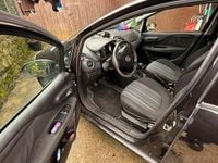 Usata Fiat Punto Pop 85 CV (62 kW) 2011 Nero Berlina