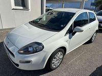Usata Fiat Punto Pop 69 CV (50 kW) 2012 Colore esterno (bianco divino) Utilitaria