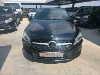 Usata Mercedes A200 Premium 136 CV (100 kW) 2014 Nero Utilitaria