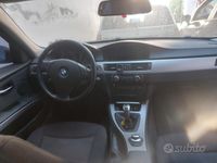 Usata BMW 320 177 CV (130 kW) 2008 Nero Berlina