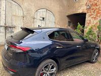 Usata Maserati Levante 349 CV (256 kW) 2021 Blu/azzurro SUV
