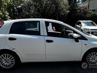 Usata Fiat Grande Punto 75 CV (55 kW) 2008 Bianco Utilitaria