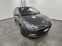 Usata Hyundai i20 Classic 73 CV (53 kW) 2016 Grigio Berlina