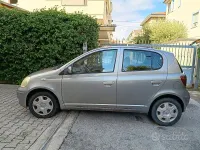 Usata Toyota Yaris 75 CV (55 kW) 2004 Berlina