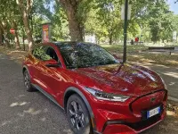 Usata Ford Mustang Extended Range 136 CV (100 kW) 2021 Rosso Station wagon