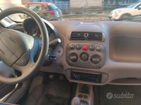 Usata Fiat 600 54 CV (39 kW) 2005 Bianco Utilitaria