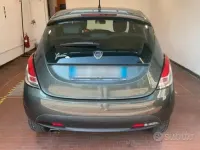 Usata Lancia Ypsilon 60 CV (44 kW) 2014 Utilitaria