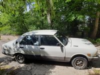 Usata Fiat 131 78 CV (57 kW) 1982 Bianco Berlina