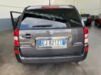Usata Suzuki Grand Vitara 129 CV (94 kW) 2011 Grigio SUV