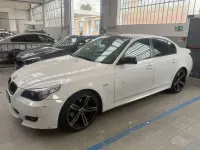 Usata BMW 530 218 CV (160 kW) 2004 Bianco Berlina