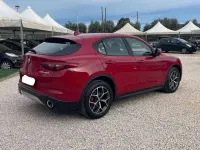 Usata Alfa Romeo Stelvio 215 CV (158 kW) 2017 Rosso SUV