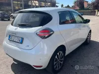 Usata Renault Zoe Intens 50 kW (69 CV) 2021 Bianco Utilitaria
