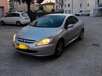 Usata Peugeot 307 CC 109 CV (80 kW) 2004 Grigio Cabrio