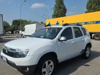 Usata Dacia Duster Lauréate 109 CV (80 kW) 2014 Bianco SUV