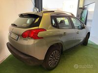Usata Peugeot 2008 Allure 74 CV (54 kW) 2015 Grigio SUV