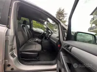 Usata Opel Zafira Cosmo 125 CV (91 kW) 2011 Argento Monovolume