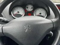 Käytetty Peugeot 207 73 HP (53 kW) 2008 Sedan
