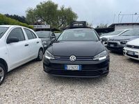 Usata VW Golf VIII Business 131 CV (96 kW) 2021 Nero Station wagon
