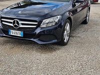 Usata Mercedes C220 170 CV (125 kW) 2015 Blu Berlina