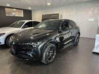 Nuova Alfa Romeo Stelvio Quadrifoglio 519 CV (381 kW) 2026 Nero vulcano SUV