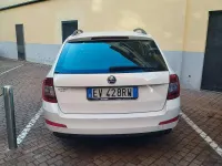 Usata Skoda Octavia Executive 105 CV (77 kW) 2014 Bianco Station wagon