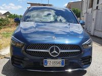 Usata Mercedes B180 Premium 116 CV (85 kW) 2019 Blu/azzurro Utilitaria