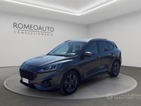 Begagnad Ford Kuga ST-Line 120 HK (88 kW) 2023 Grå SUV