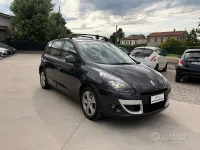 Usata Renault Scenic E-Tech Luxe 110 CV (80 kW) 2011 Nero Monovolume