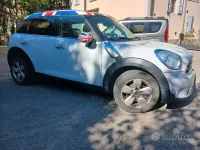 Usata Mini One D Countryman Business 90 CV (66 kW) 2016 Bianco SUV