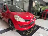 Usata Renault Clio II 75 CV (55 kW) 2006 Rosso Berlina