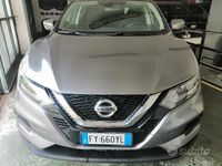 Gebraucht Nissan Qashqai 116 PS (85 kW) 2019 Grau SUV
