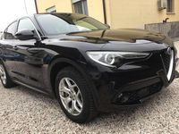 Usata Alfa Romeo Stelvio Executive 209 CV (153 kW) 2017 Nero SUV