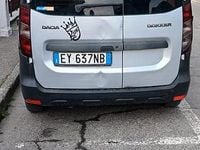 Usata Dacia Dokker 75 CV (55 kW) 2015 Grigio Monovolume