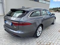 Usata Jaguar XF 179 CV (131 kW) 2018 Grigio Station wagon