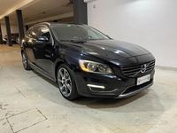 Usata Volvo V60 Ocean Race 190 CV (139 kW) 2015 Nero Station wagon