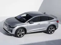 Nuova Audi e-tron S-Line 210 kW (286 CV) 2026 Grigio SUV